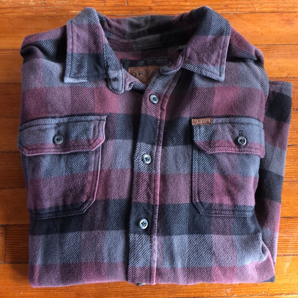 Men’s Orvis long sleeve button down flannel. Size XXL.